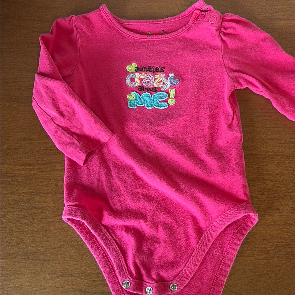 Auntie onsie